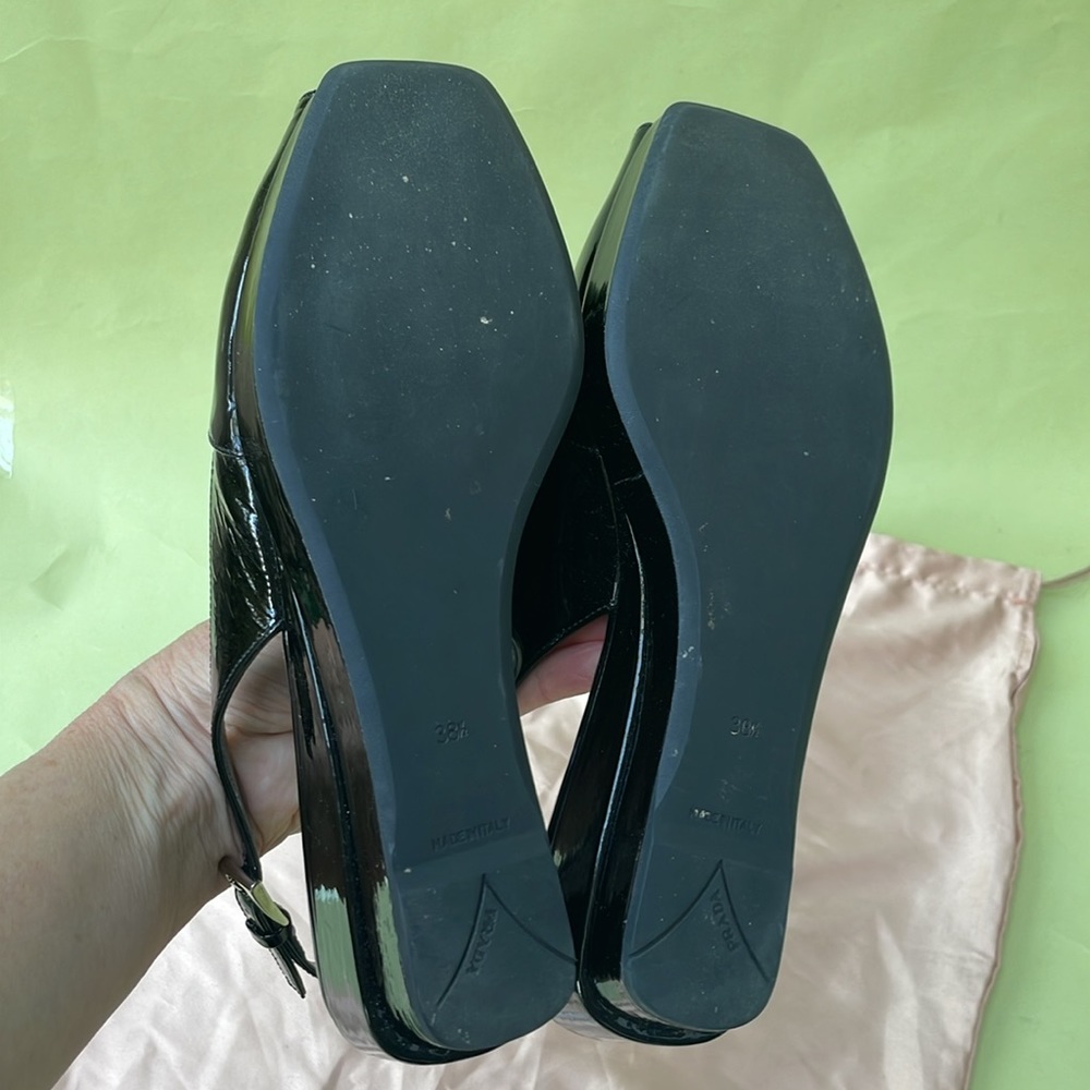 Vintage black Prada patent leather wedges with dust bag - Picture 13 of 16